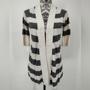 Express Women's Gray and White Striped Short Sleeve Knit Cardigan Size Small